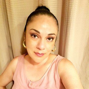 Meet your Posher, Beatriz